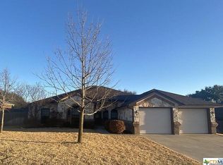6406 Titanium Dr, Killeen, TX 76542