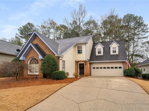 3989 Arborwood Ln, Tucker, GA 30084