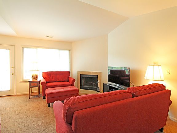 4th image of 231 Brett Cir Unit C