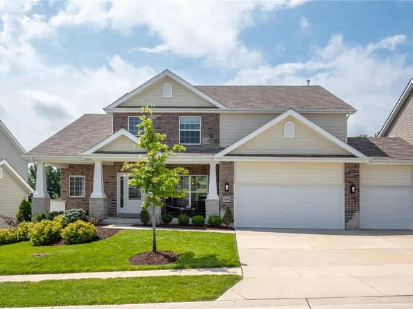 16960 Pine Summit Dr, Chesterfield, MO 63005