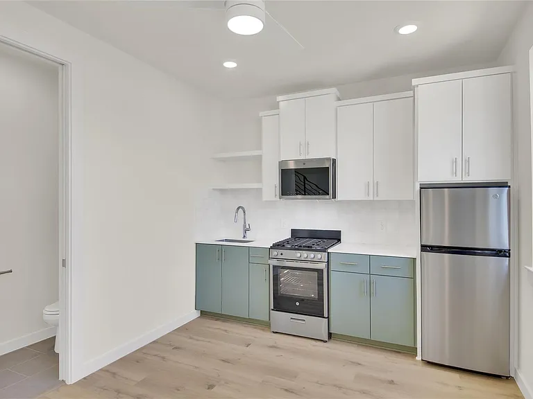 6802 Montana St #2 — Photo 6