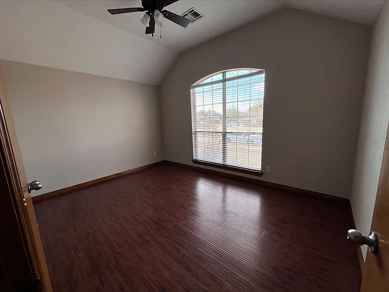 429 Daybreak Dr — Photo 21