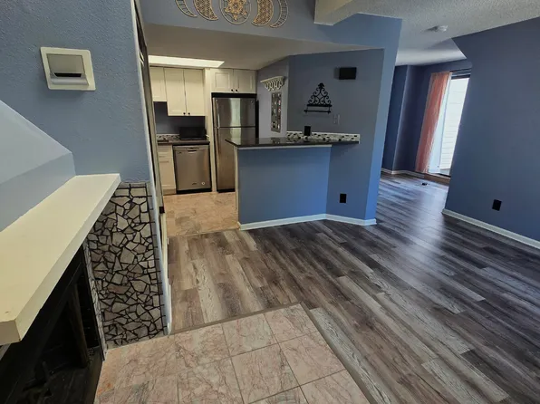 8701 Huron St APT 11-214, Thornton, CO 80260