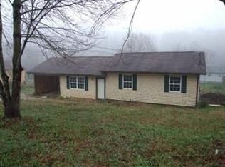 246 Jackson Ln, Oliver Springs, TN 37840