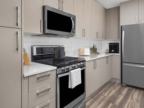3rd image of 10201 Washingtonian Blvd APT 234