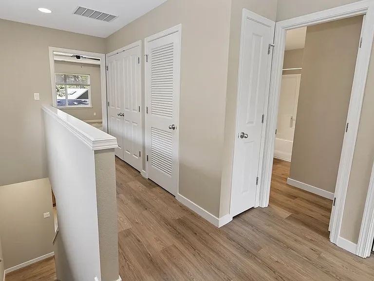 4581 SE Satinwood St — Photo 3