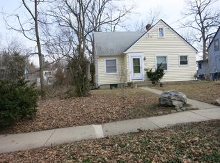 402 Maple Ridge St, Ann Arbor, MI 48103