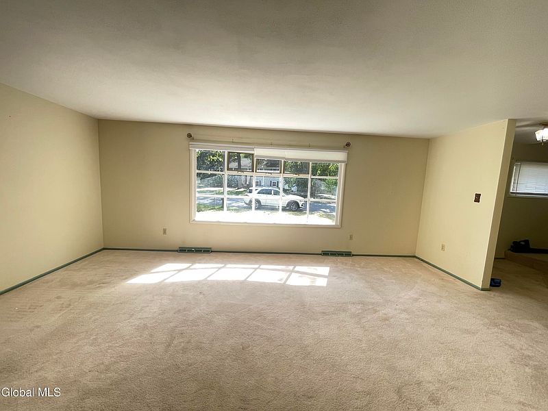 3rd image of 22 Farnam Place