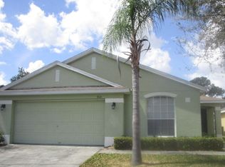 905 Sandy Ridge Dr, Davenport, FL 33896