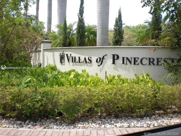 6713 N Kendall Dr APT 608, Pinecrest, FL 33156