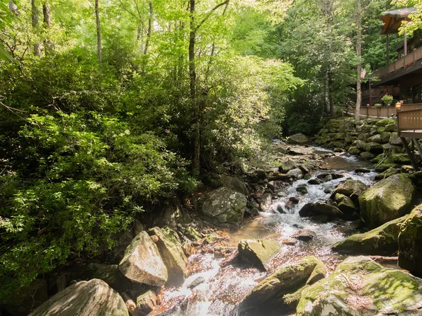 147 Teague Estates Road, Highlands, NC 28741