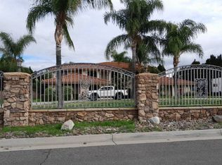 724 Smith Rd, Hemet, CA 92544