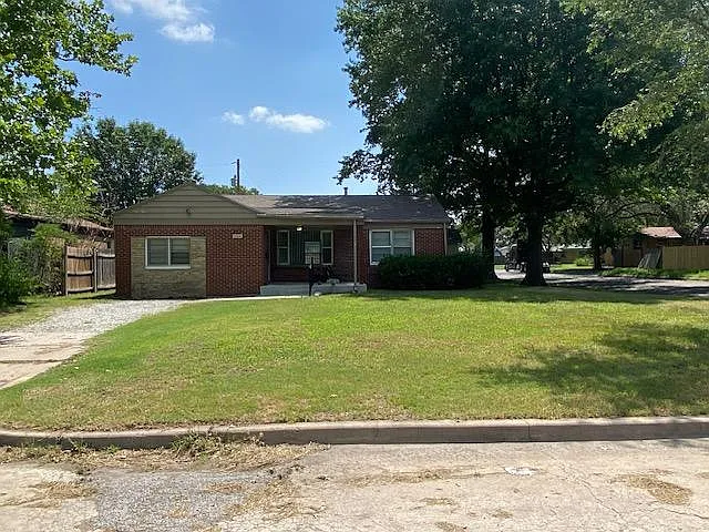 1762 S Fabrique Dr — Photo 2