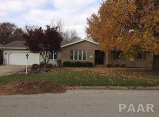 511 W Gloria Dr, Eureka, IL