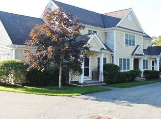 34 Depot Ave #10E, Falmouth, MA 02540