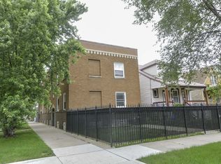 1407 W Erie St #R3, Chicago, IL 60642