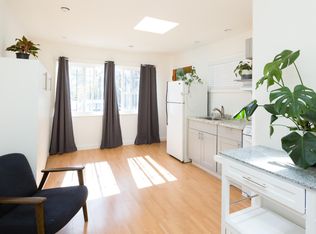 1202 62nd St #B, Emeryville, CA 94608