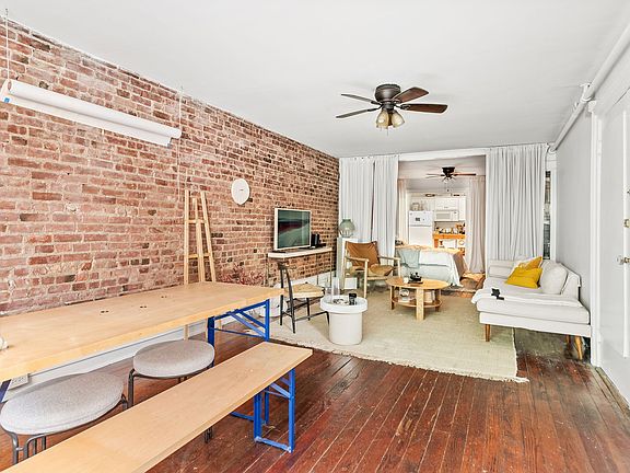 3rd image of 524 16th St #1