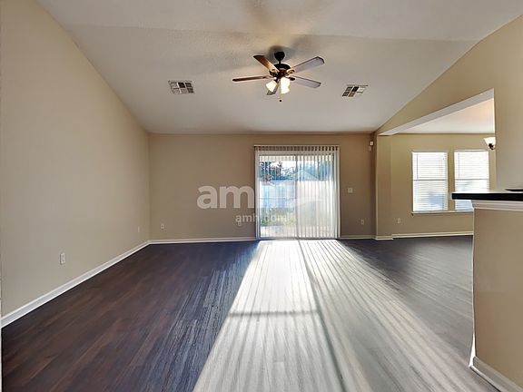 4th image of 4765 Creek Bluff Ln
