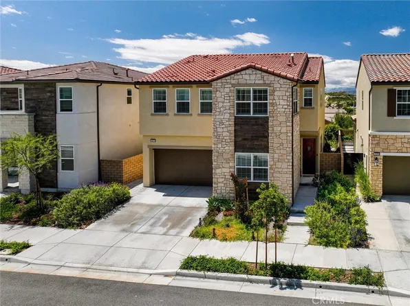 19275 Merryweather Dr, Santa Clarita, CA 91351