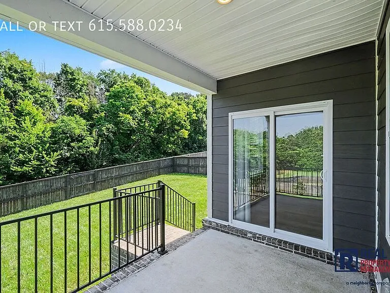 1029 Ewell Farm Cir — Photo 26