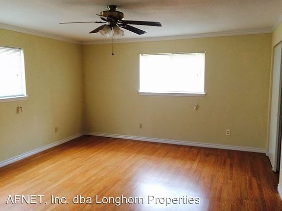 4th image of 1607 Velma Ave