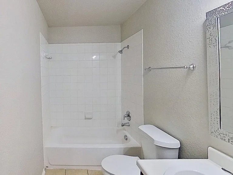 2334 Camberly Vw — Photo 19