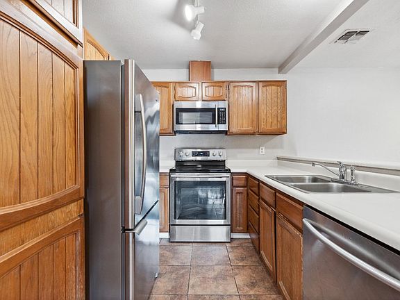 5th image of 3424 Vintage Dr APT 236