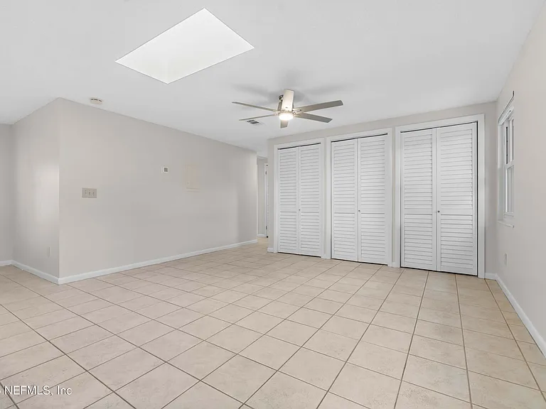 250 Nautical Blvd S — Photo 8