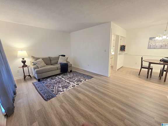 4th image of 2812 Georgetown Dr Unit 1516