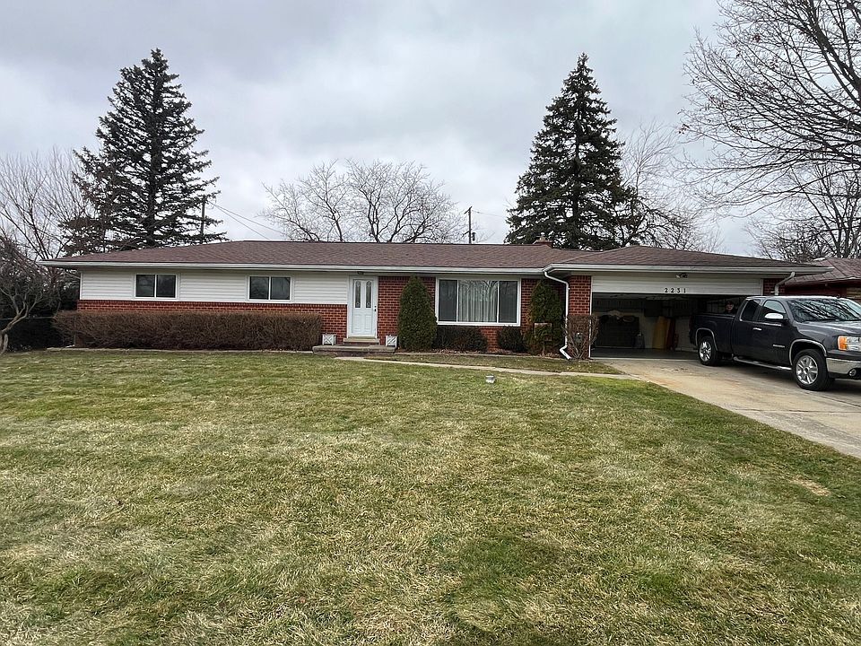1st image of 2231 Pauline Cir