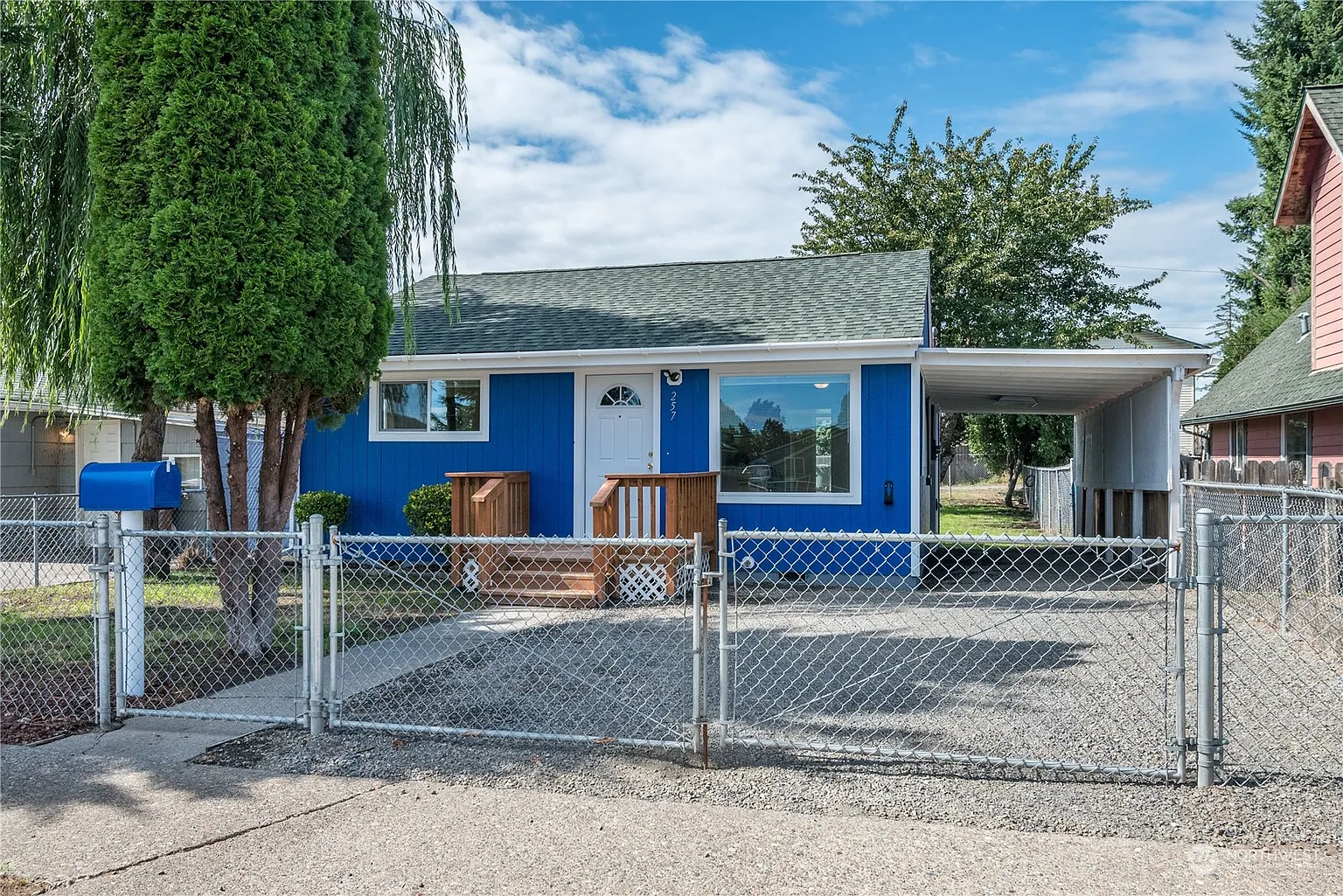 257 23rd Avenue photo 1