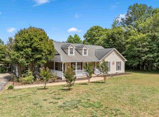1915 Duncan Reidville Rd, Duncan, SC 29334