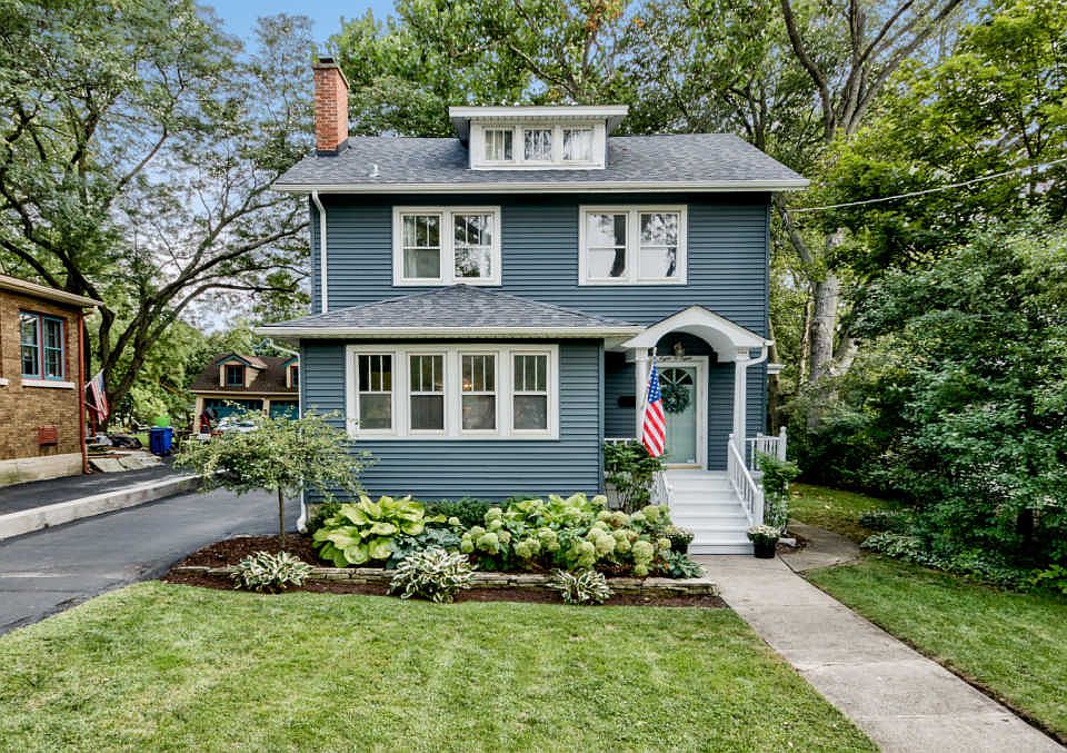 1st image of 808 E Willow Ave