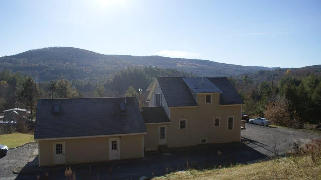 Building Photo - 125 Smith Hill Rd