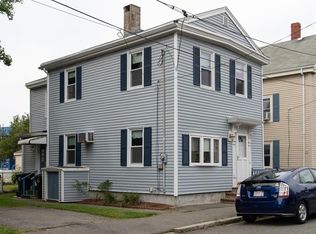 11 Burnside St, Salem, MA 01970