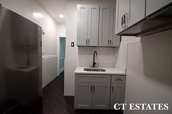 1st image of 662 Mac Donough St #1L