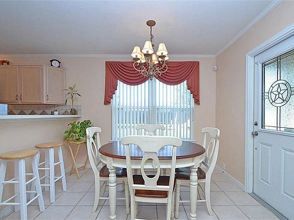 4th image of 11902 Sonora Springs Dr