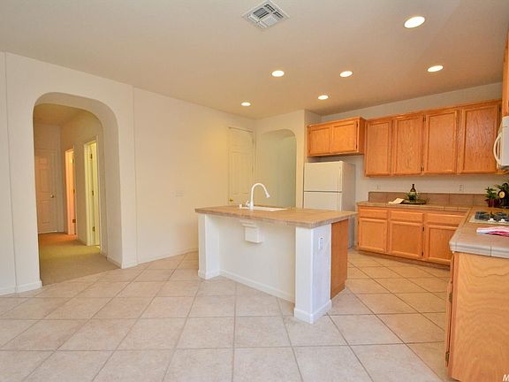 5th image of 5648 Bridgecross Dr