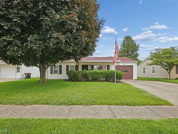 3rd image of 256 Walden Rd