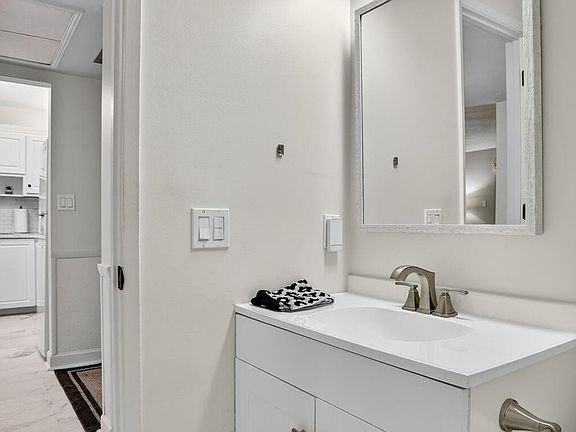 5th image of 5640 SW 3rd Place #208
