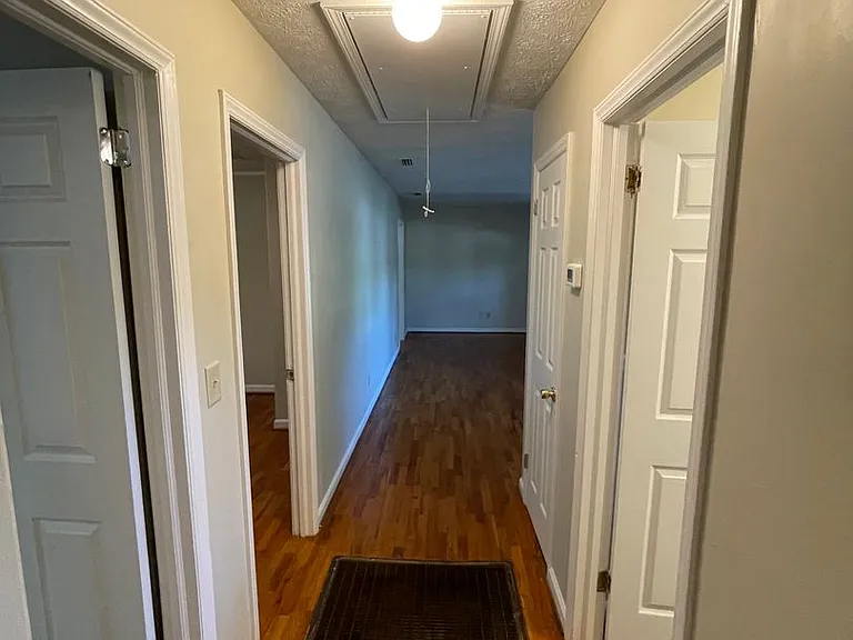 318 Garden Ave SE — Photo 9