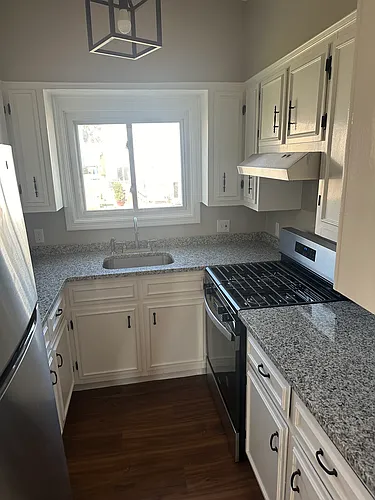 194 McGowan St #2 Photo 1
