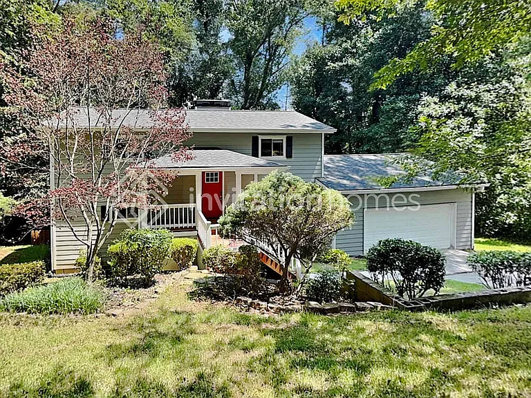 5789 Chisholm Trl SW — Photo 1