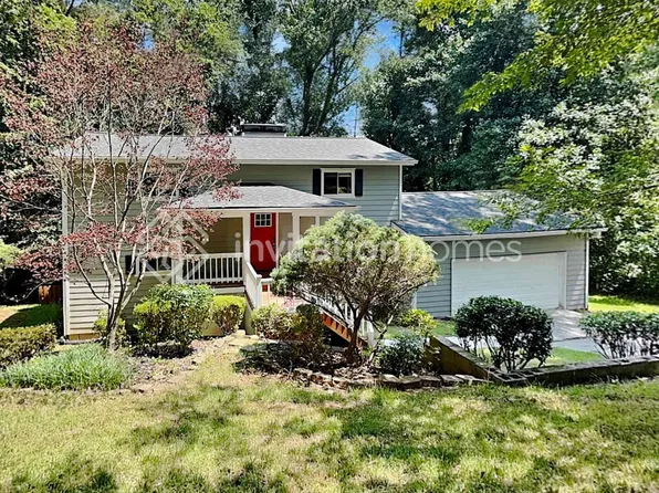 5789 Chisholm Trl, Lilburn, GA 30047