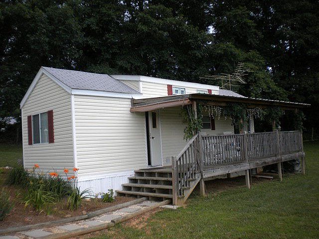 2nd image of 2874 Keno Rd