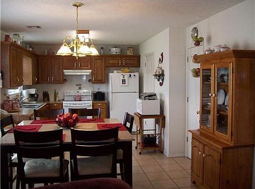 3rd image of 430 Woods Dr