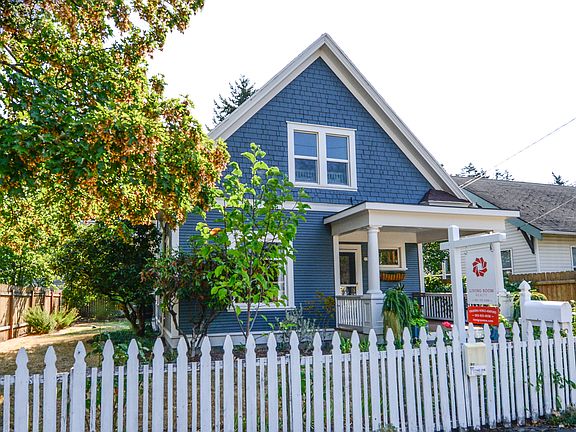 2nd image of 5516 SE 71st Ave
