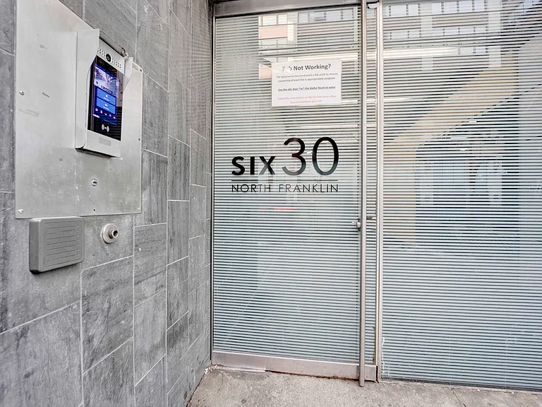 630 N Franklin St #1019 — Photo 32