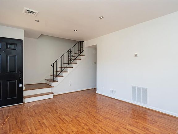 5th image of 8009 Provincetown Dr